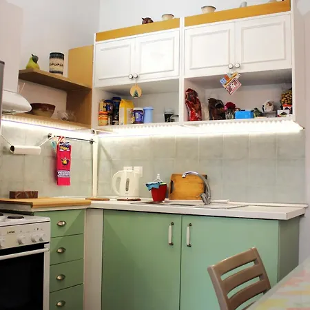 Lithi Stylish Apartments- Cosy